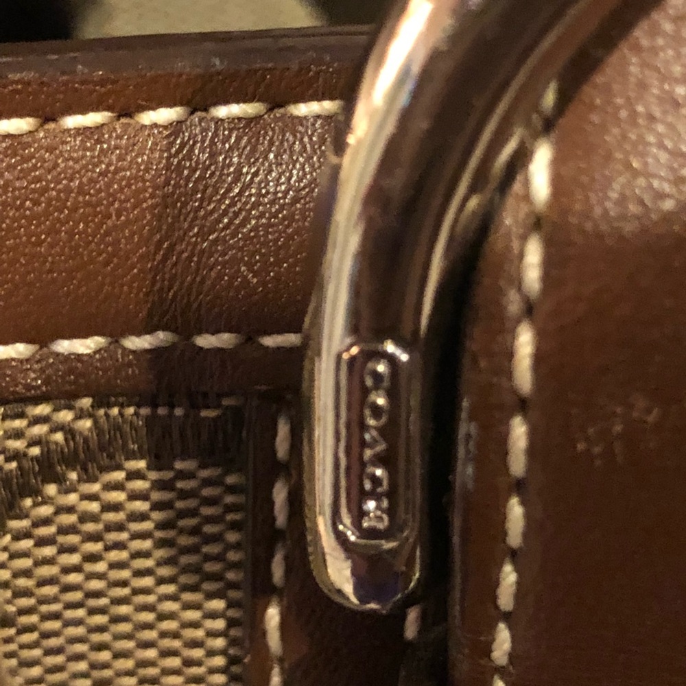 Authentic Coach Handbag ๐ - Picture 4 of 8